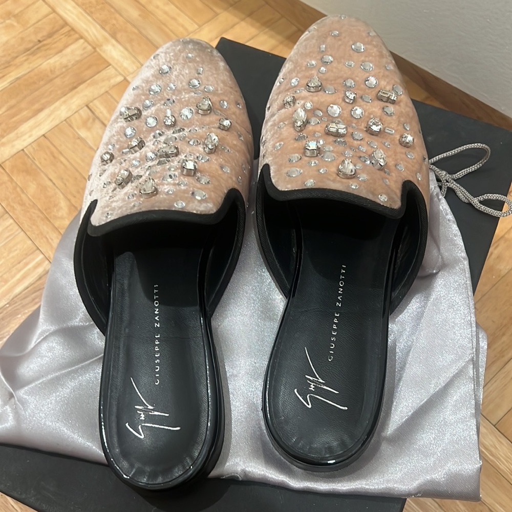 Giuseppe Zanotti Womens Letizia Mules Tan Nude Crystal Embellished Slip - Picture 4 of 8
